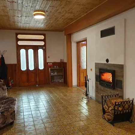 Maison d'hôtes Rs Bernov Zatisi *